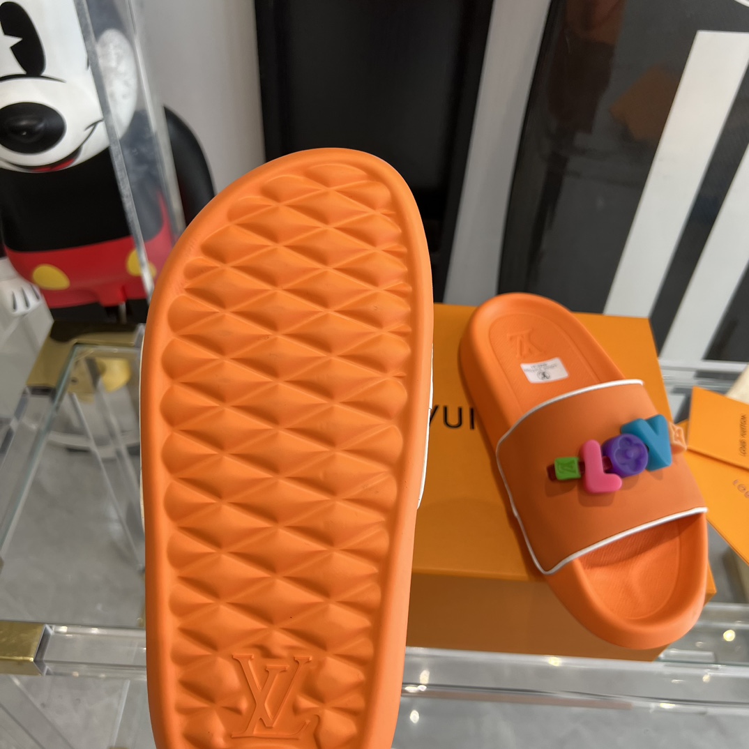 Louis Vuitton Pool Pillow Flat Comfort Mule Sandals - EUR FASHION