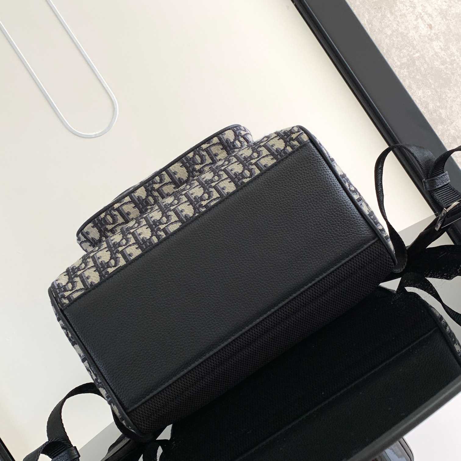 Dior Saddle Backpack  - EUR FASHION