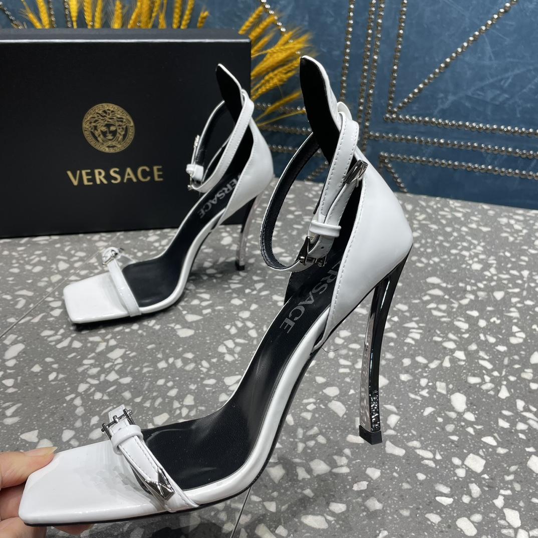 Versace Pin-Point Sandals - EUR FASHION