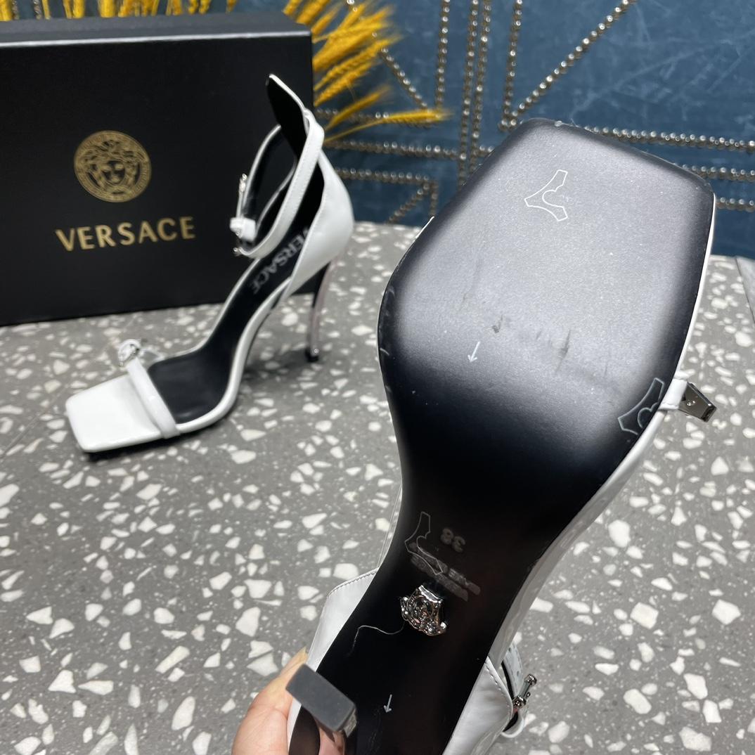 Versace Pin-Point Sandals - EUR FASHION