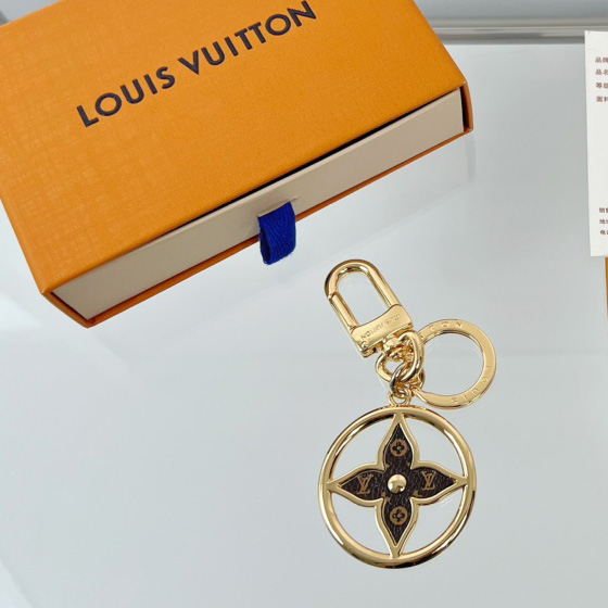 Louis Vuitton Puzzle Flower Monogram Keyring    M01207 - EUR FASHION