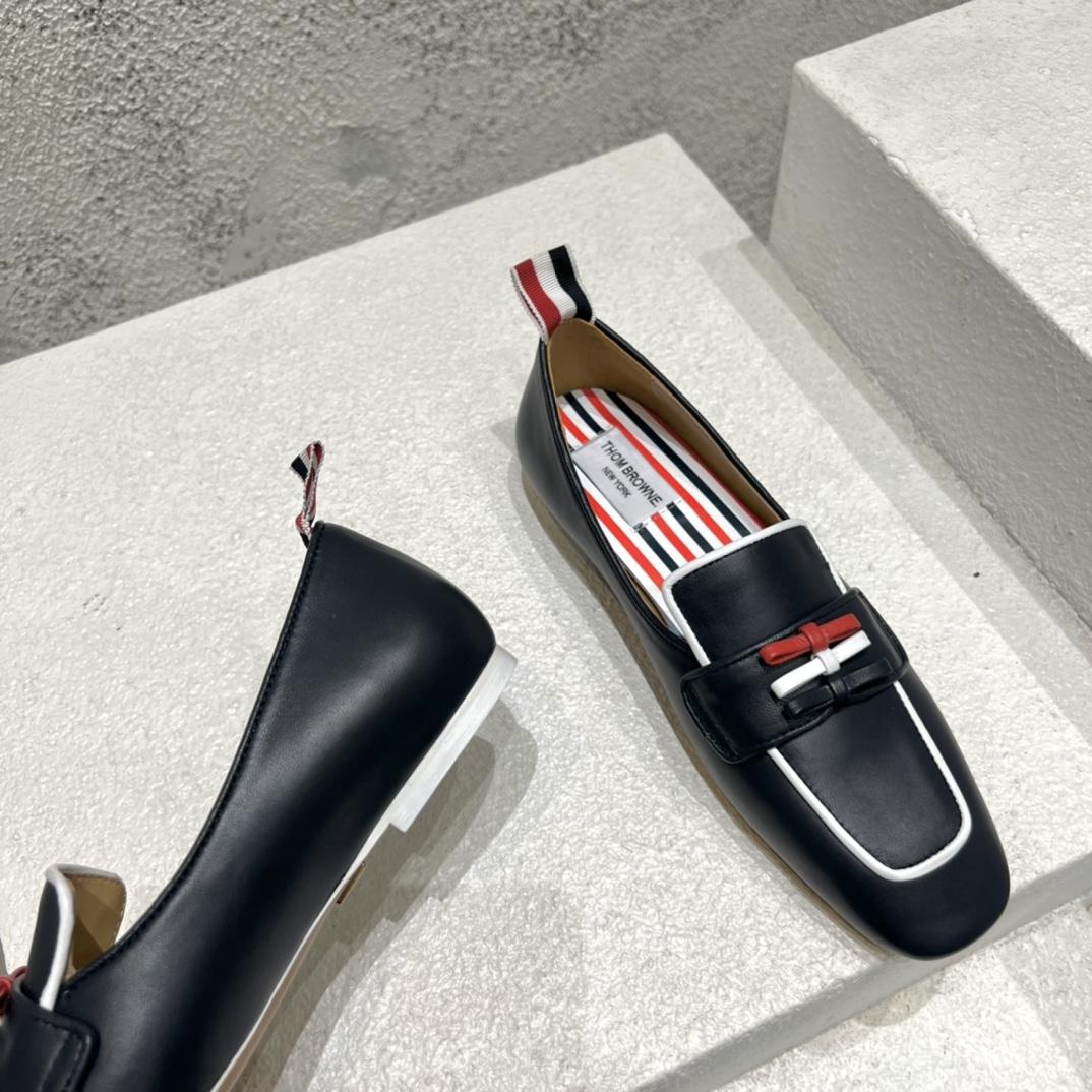 Thom Browne Navy Calf Leather Flexible Leather Sole 3-bow Loafer - EUR FASHION