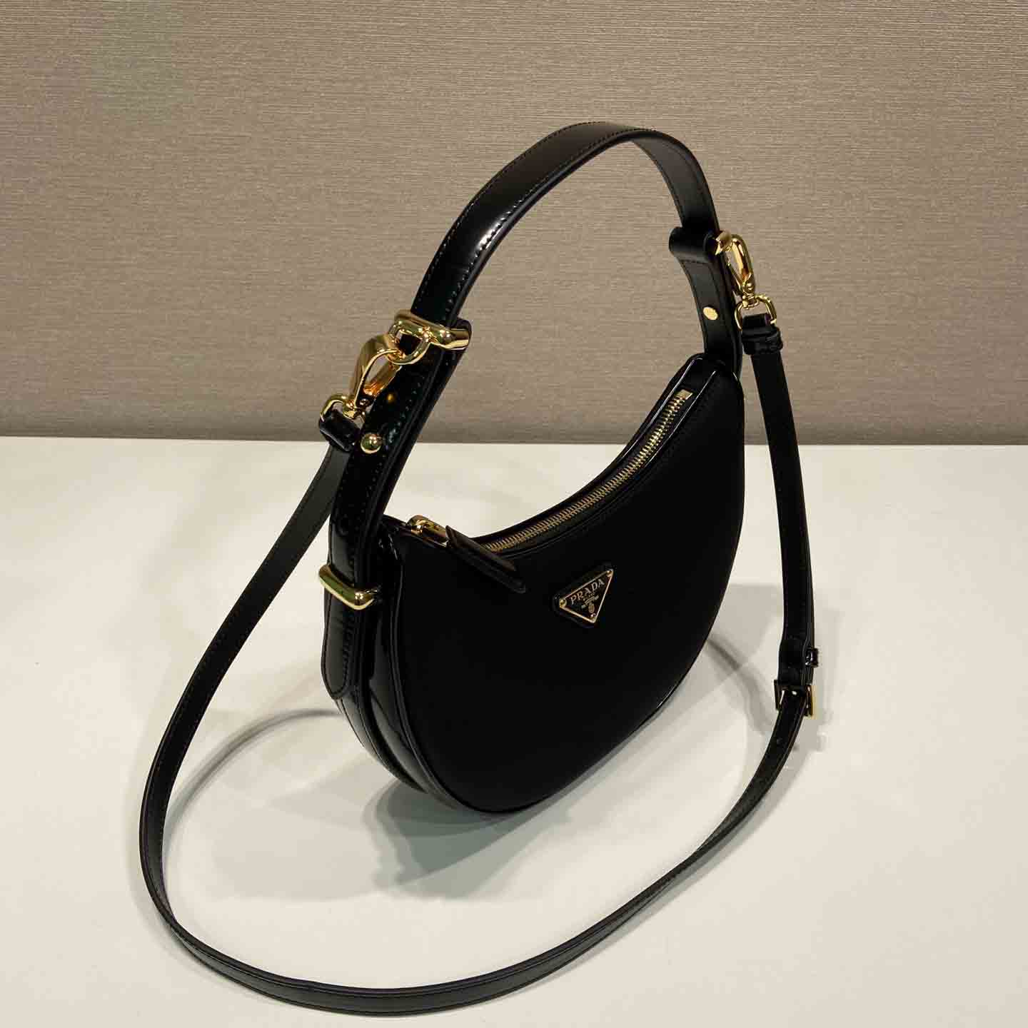Prada Arqué Re-Nylon And Brushed Leather Shoulder Bag - EUR FASHION