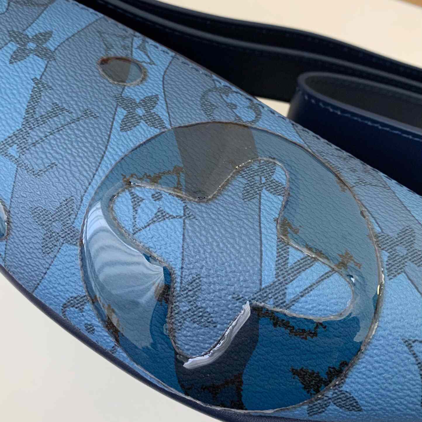Louis Vuitton Discovery Bumbag  (44*15*9cm)   M22576 - EUR FASHION