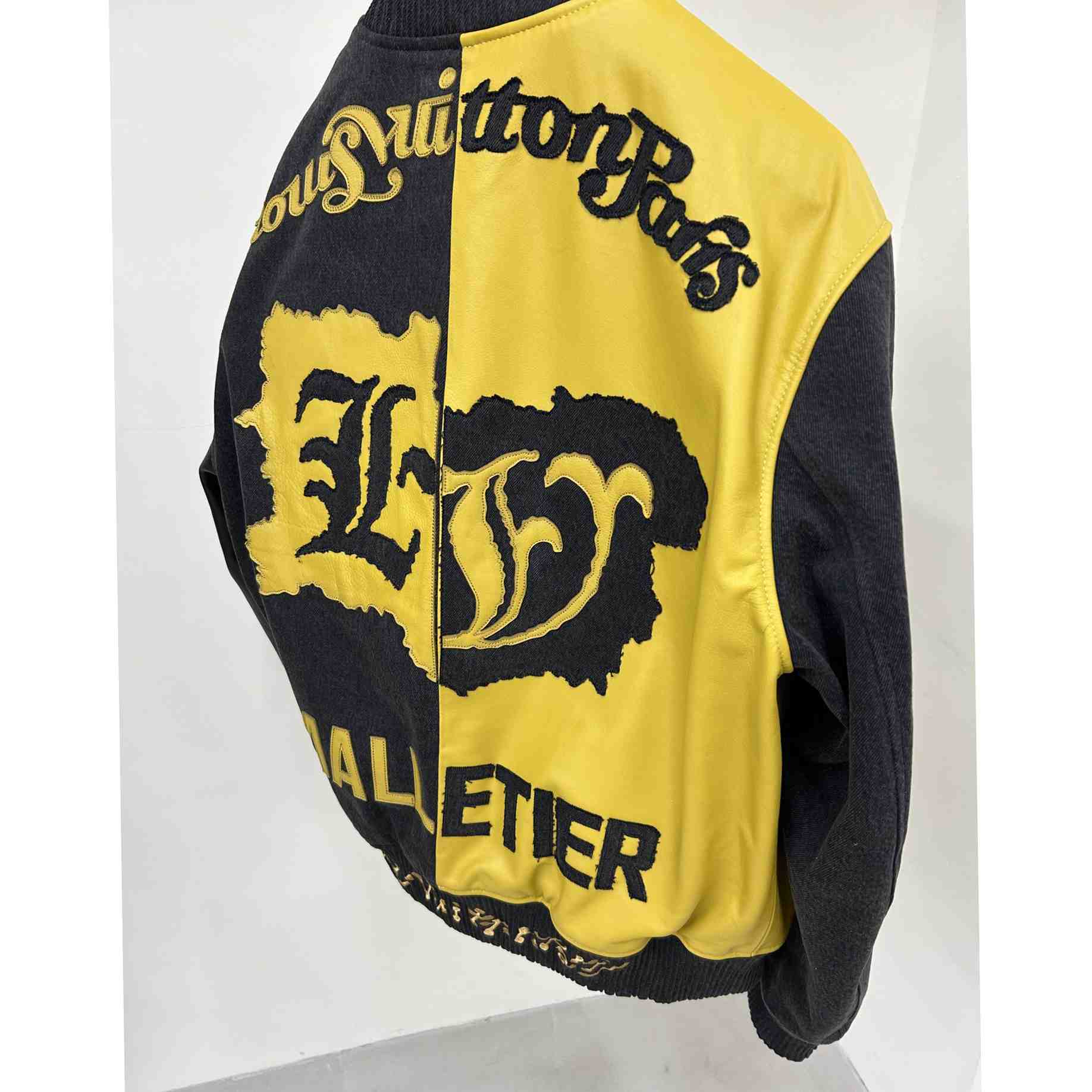 Louis Vuitton Mix Canvas Leather Bomber    1AB987 - EUR FASHION