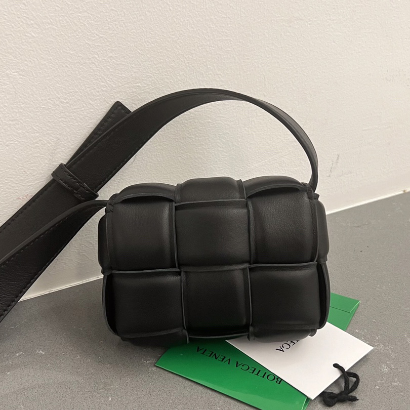 Bottega Veneta Padded Cassette Bag(12*8*4cm) - EUR FASHION