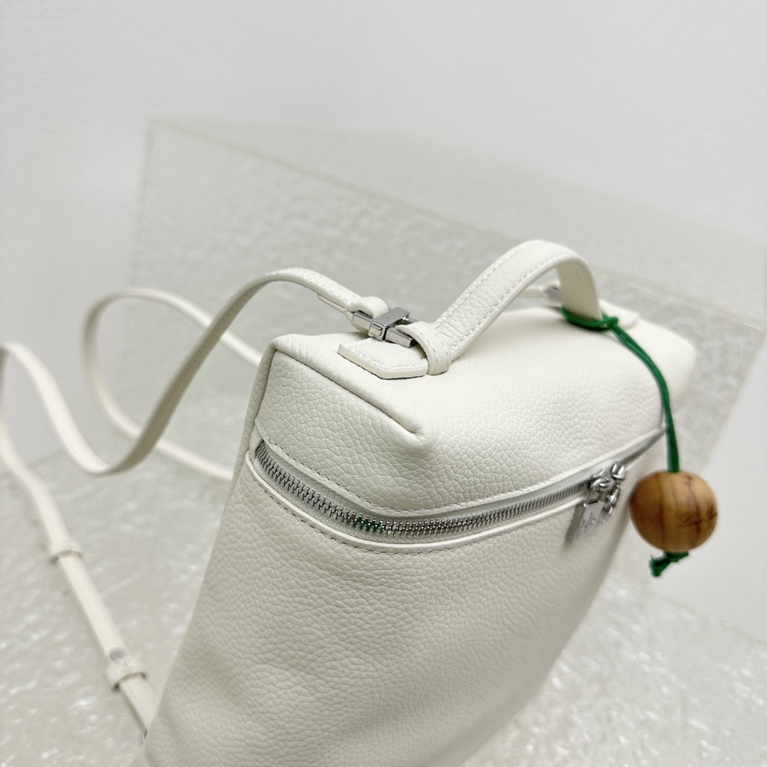 Loro Piana Extra Pocket Backpack L23.5   (23×8×22cm) - EUR FASHION