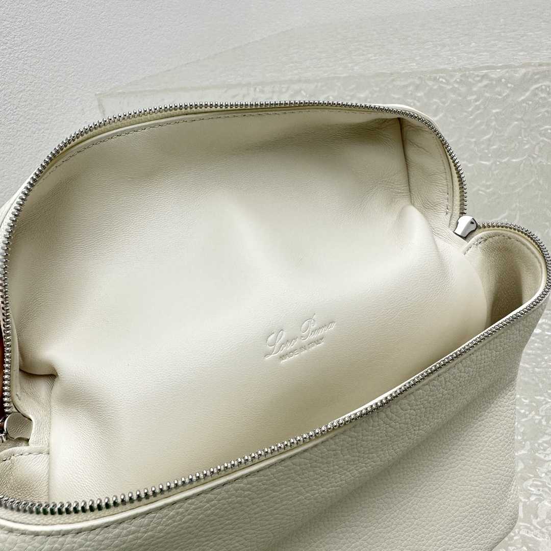 Loro Piana Extra Pocket Backpack L23.5   (23×8×22cm) - EUR FASHION