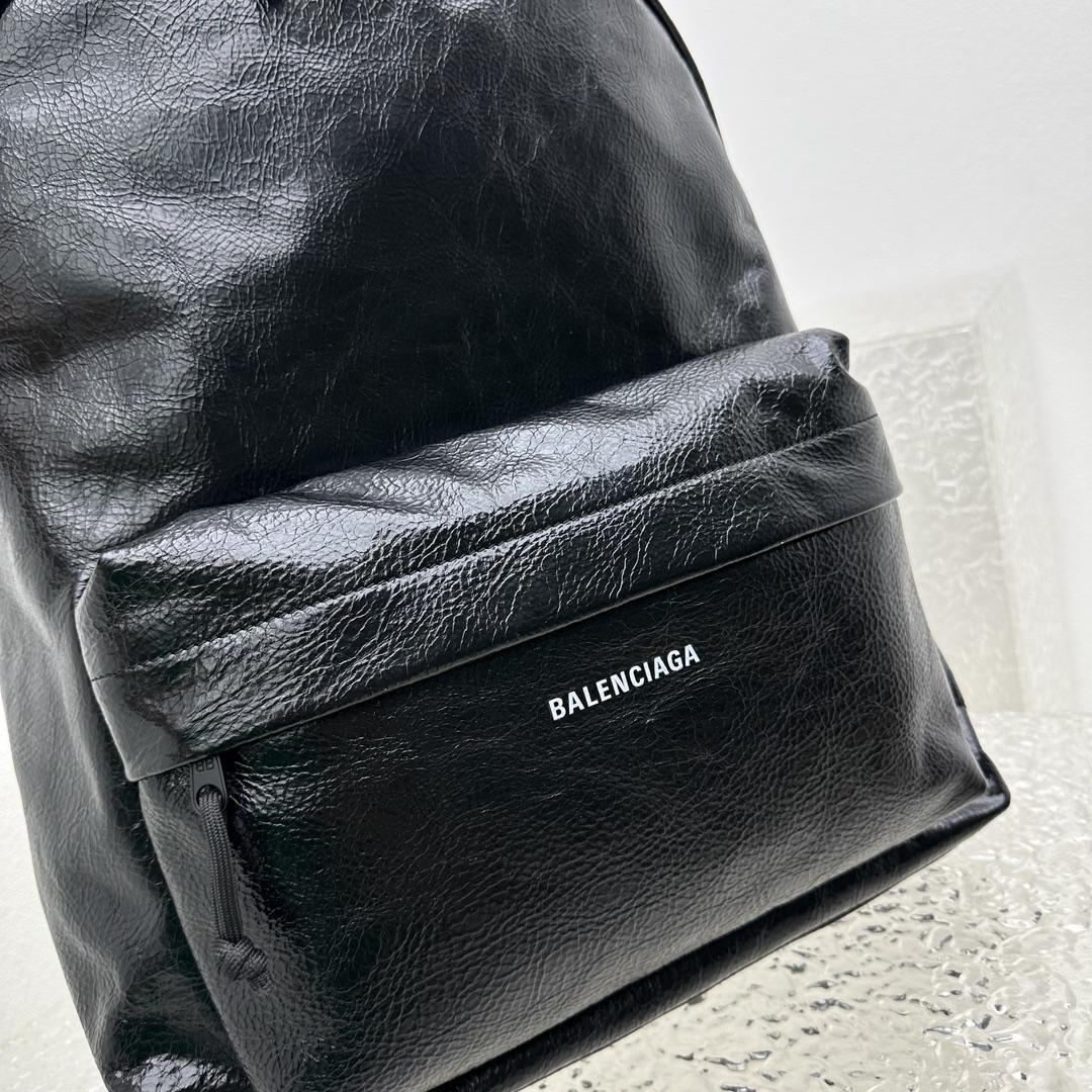 Balenciaga Explorer Backpack In Black (34.8x47x19.8cm) - EUR FASHION