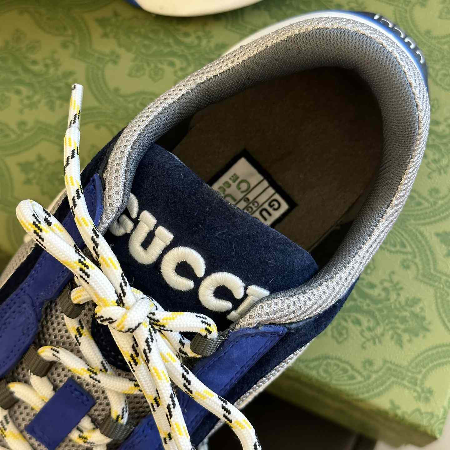 Gucci Run Sneaker - EUR FASHION