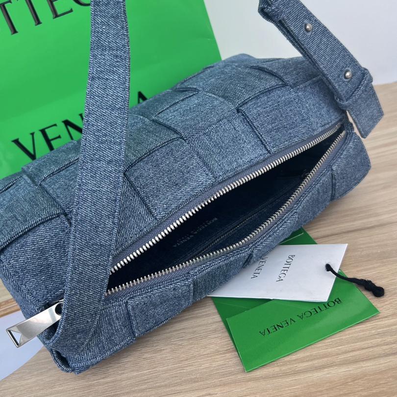 Bottega Veneta Brick Cassette Shoulder Bag (28x14x10cm) - EUR FASHION