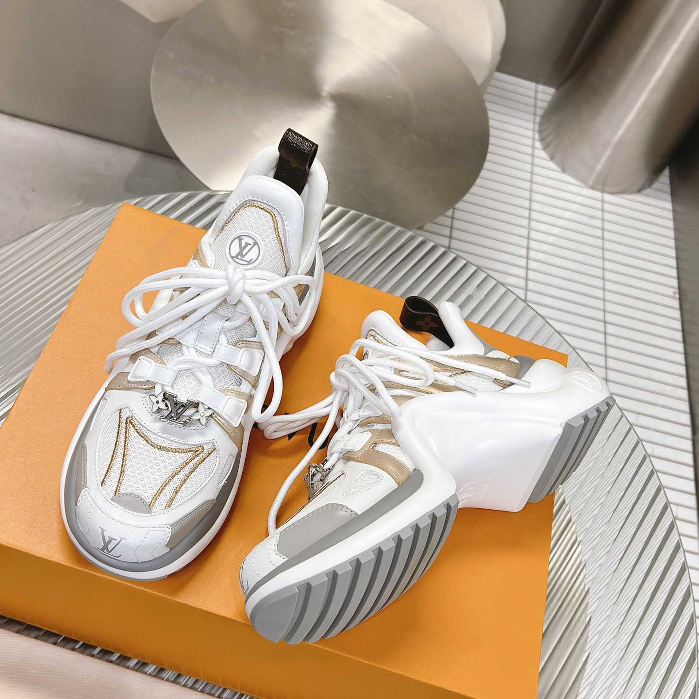 Louis Vuitton LV Archlight Sneaker      1AAVXW - EUR FASHION