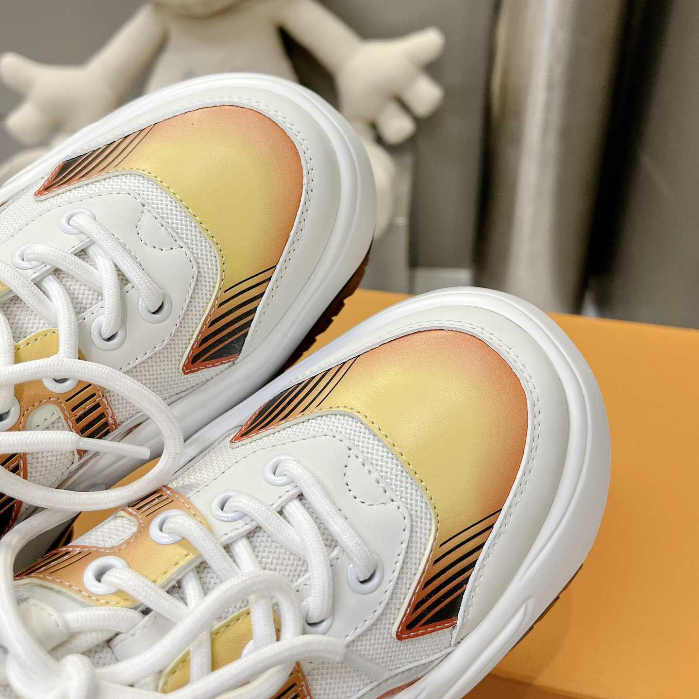 Louis Vuitton LV Archlight 2.0 Platform Sneaker    1ABHZZ - EUR FASHION