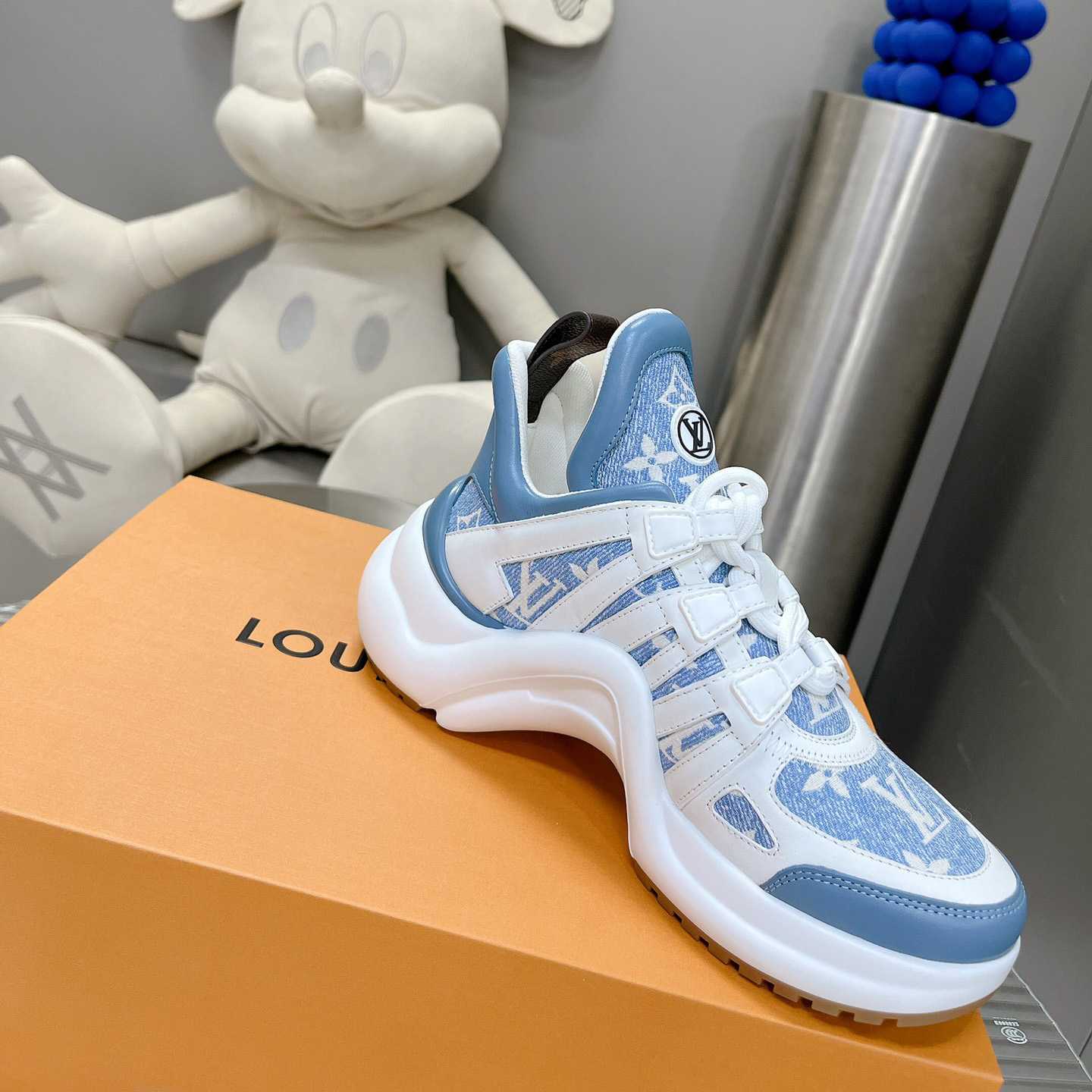 Louis Vuitton LV Archlight Sneaker     1AB30T - EUR FASHION
