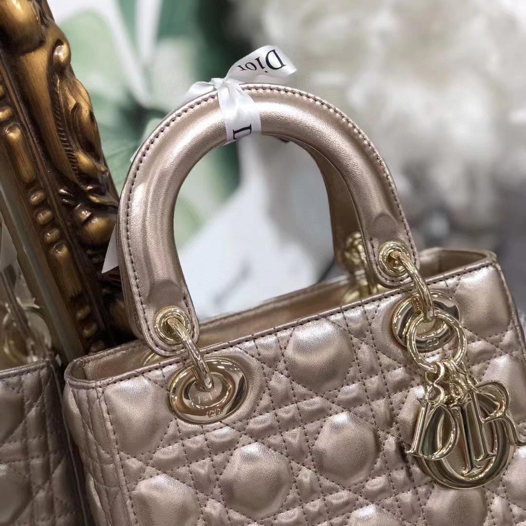 Dior Lady D-Joy Bag(20 x 16.5 x 8cm) - EUR FASHION