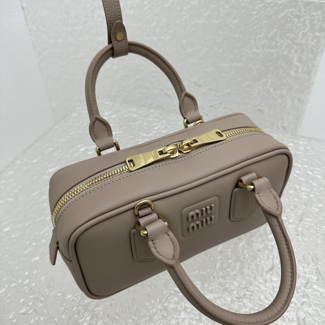 Miu Miu Arcadie Leather Bag - EUR FASHION