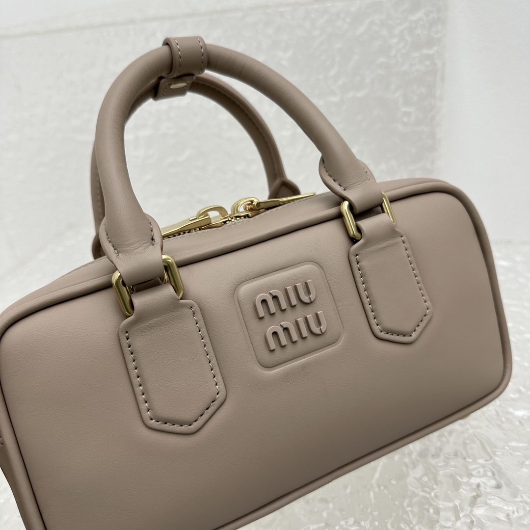 Miu Miu Arcadie Leather Bag - EUR FASHION
