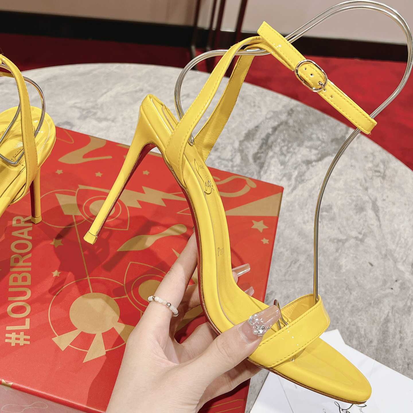 Christian Louboutin Loubigirl Sandals - EUR FASHION