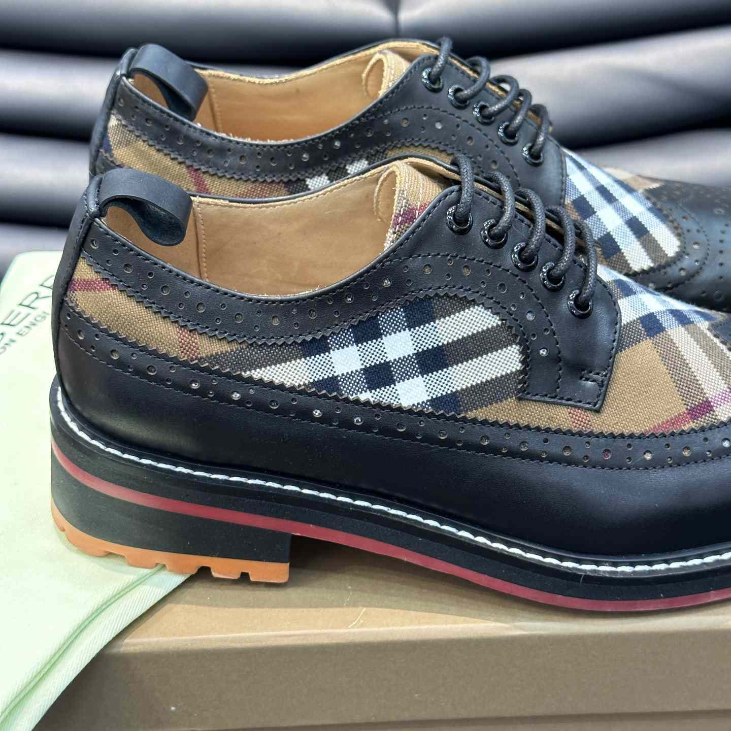 Burberry Vintage Check Paneled Derby Shoes - EUR FASHION
