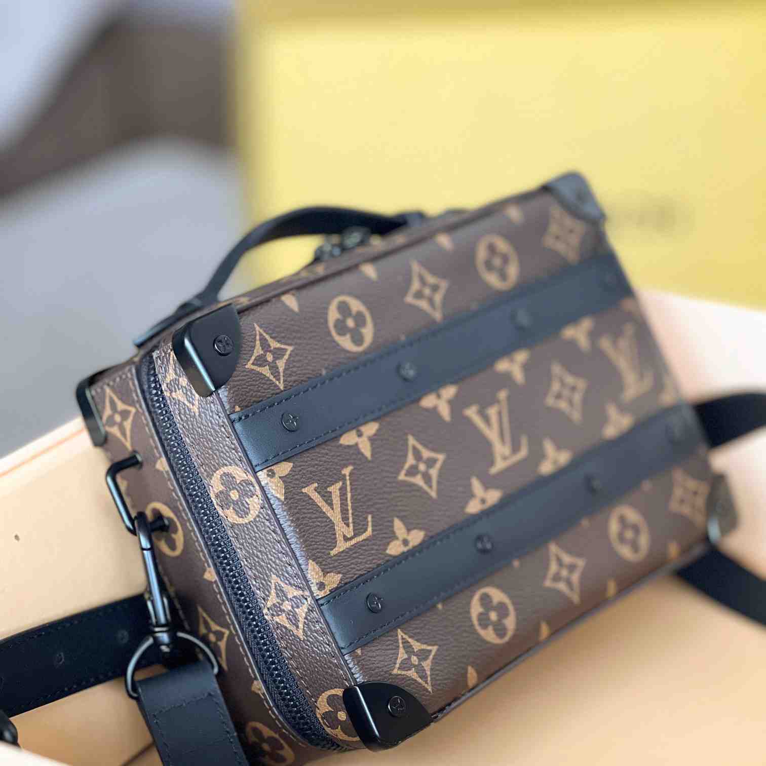Louis Vuitton Handle Soft Trunk (21.5 x 15 x 7cm)   M45935 - EUR FASHION