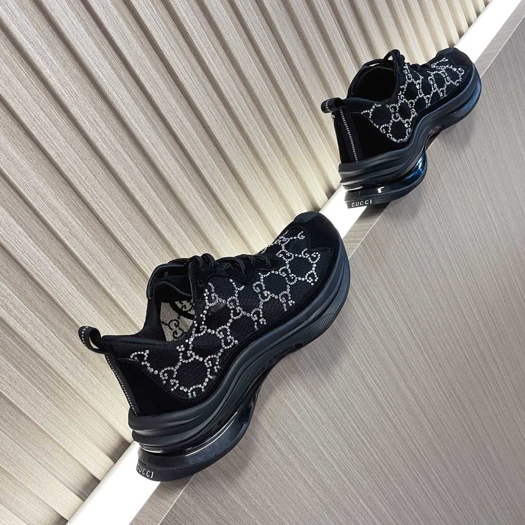Gucci Women's Run Sneaker - EUR FASHION