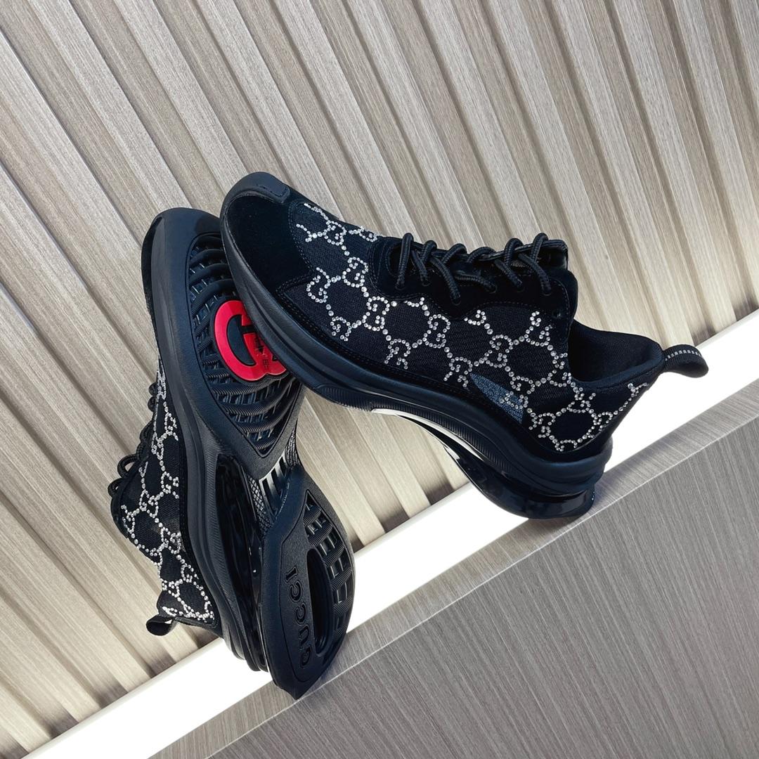 Gucci Women's Run Sneaker - EUR FASHION