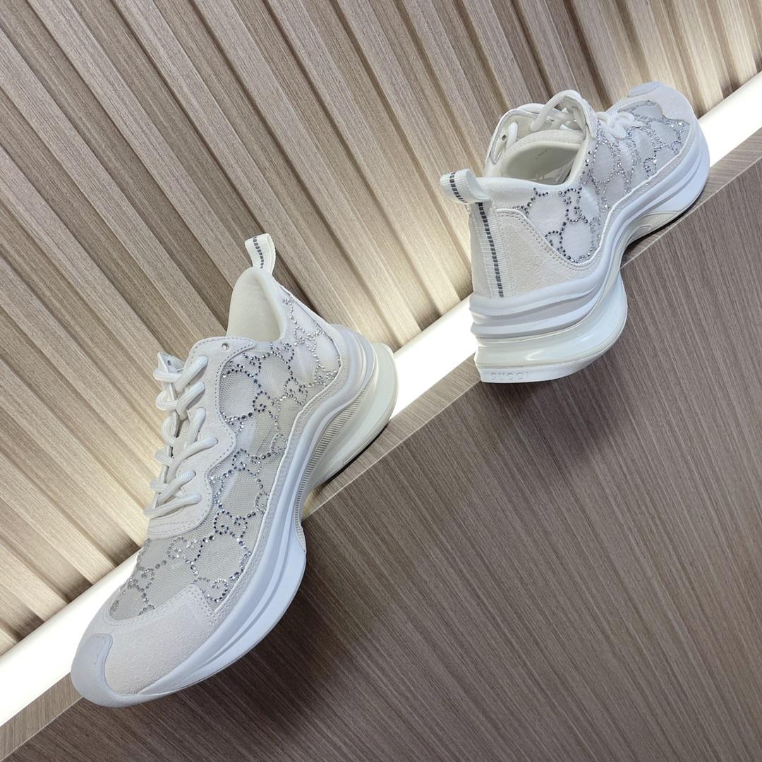 Gucci Women's Run Sneaker - EUR FASHION
