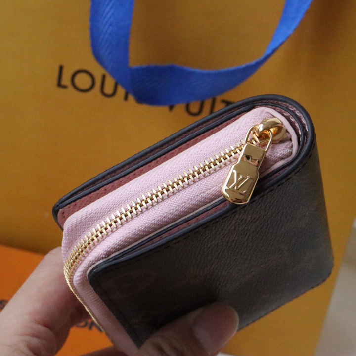 Louis Vuitton Lou Wallet  M82378 - EUR FASHION