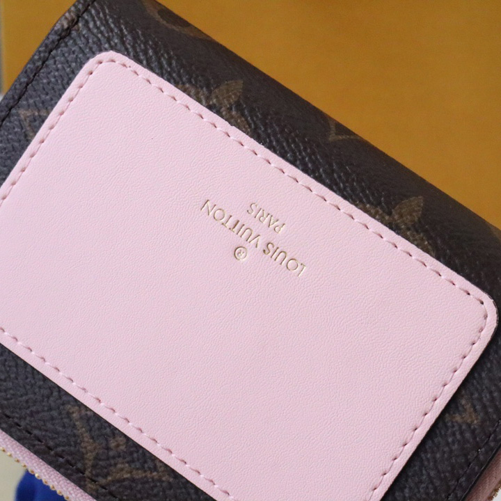 Louis Vuitton Lou Wallet  M82378 - EUR FASHION