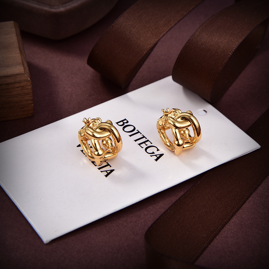 Bottega Veneta Chain Hoop Earrings - EUR FASHION