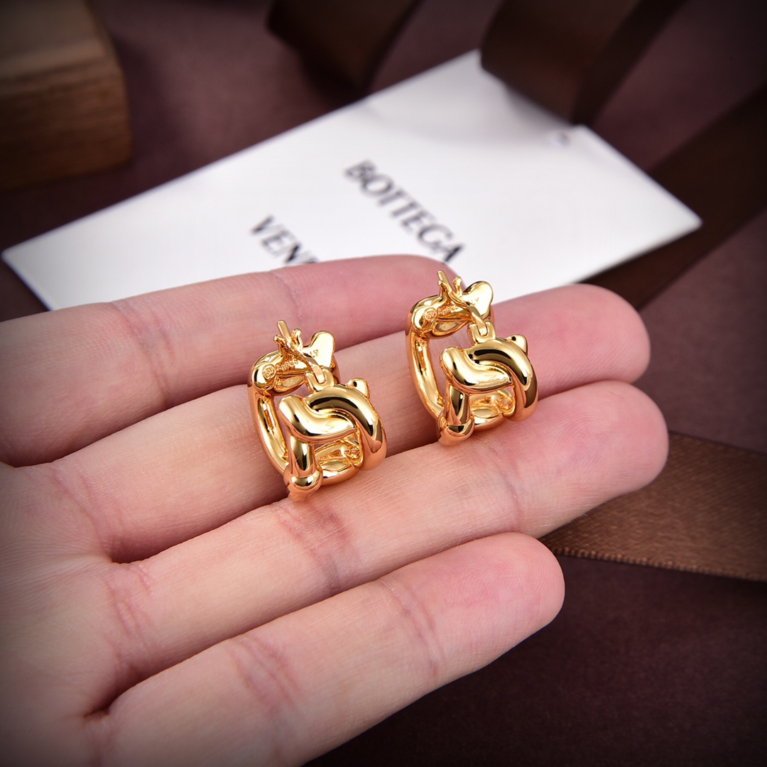 Bottega Veneta Chain Hoop Earrings - EUR FASHION