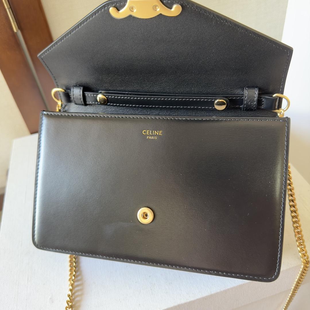 Celine Wallet On Chain Margo In Shiny Calfskin - EUR FASHION