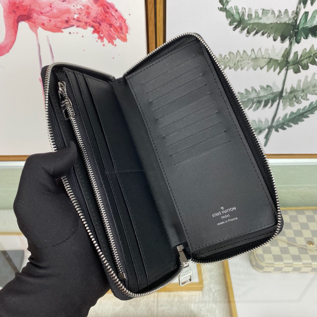 Louis Vuitton Zippy Vertical - EUR FASHION