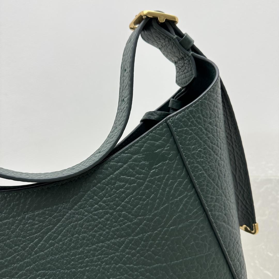 Burberry Medium Chess Shoulder Bag - EUR FASHION