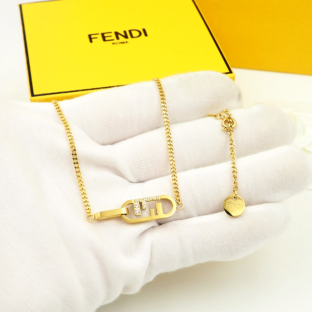 Fendi O’Lock Necklace - EUR FASHION