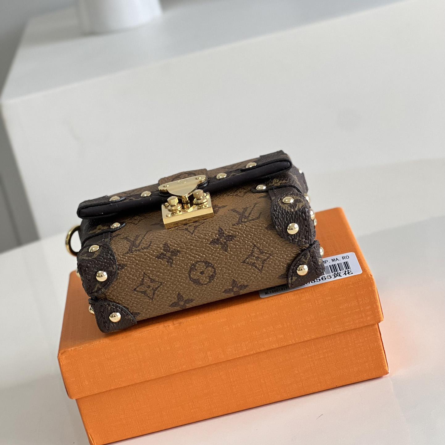 Louis Vuitton Essential Trunk   7.5 x 10.5 x 4cm   M68566 - EUR FASHION