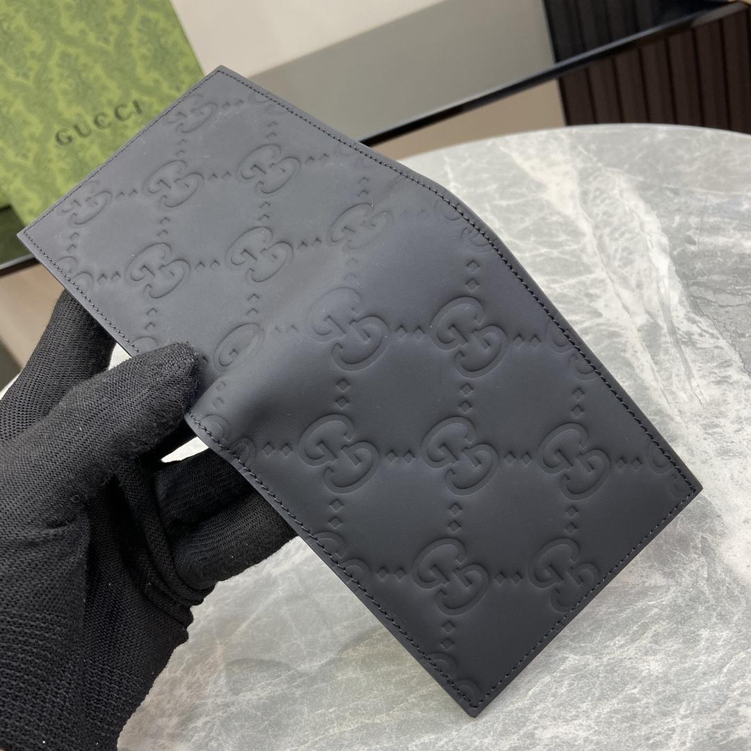 Gucci GG Rubber-effect Bi-fold Wallet - EUR FASHION