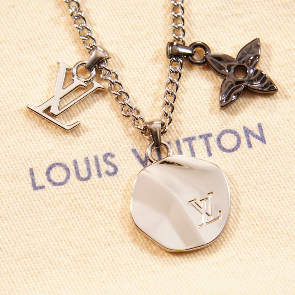 Louis Vuitton LV Liquid Pendant    M01410 - EUR FASHION