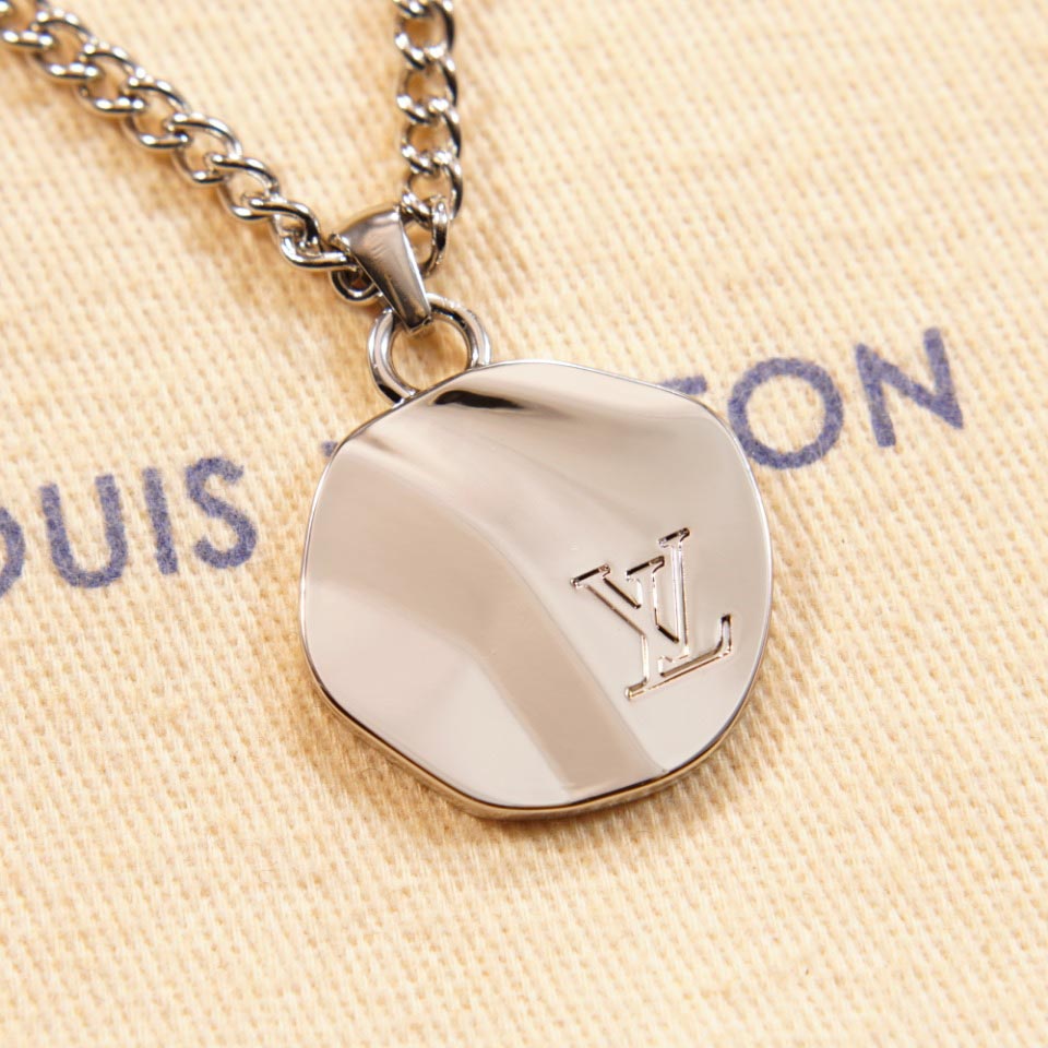 Louis Vuitton LV Liquid Pendant    M01410 - EUR FASHION