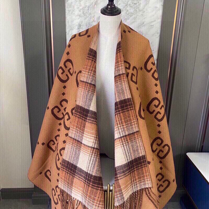 Gucci Reversible Poncho - EUR FASHION