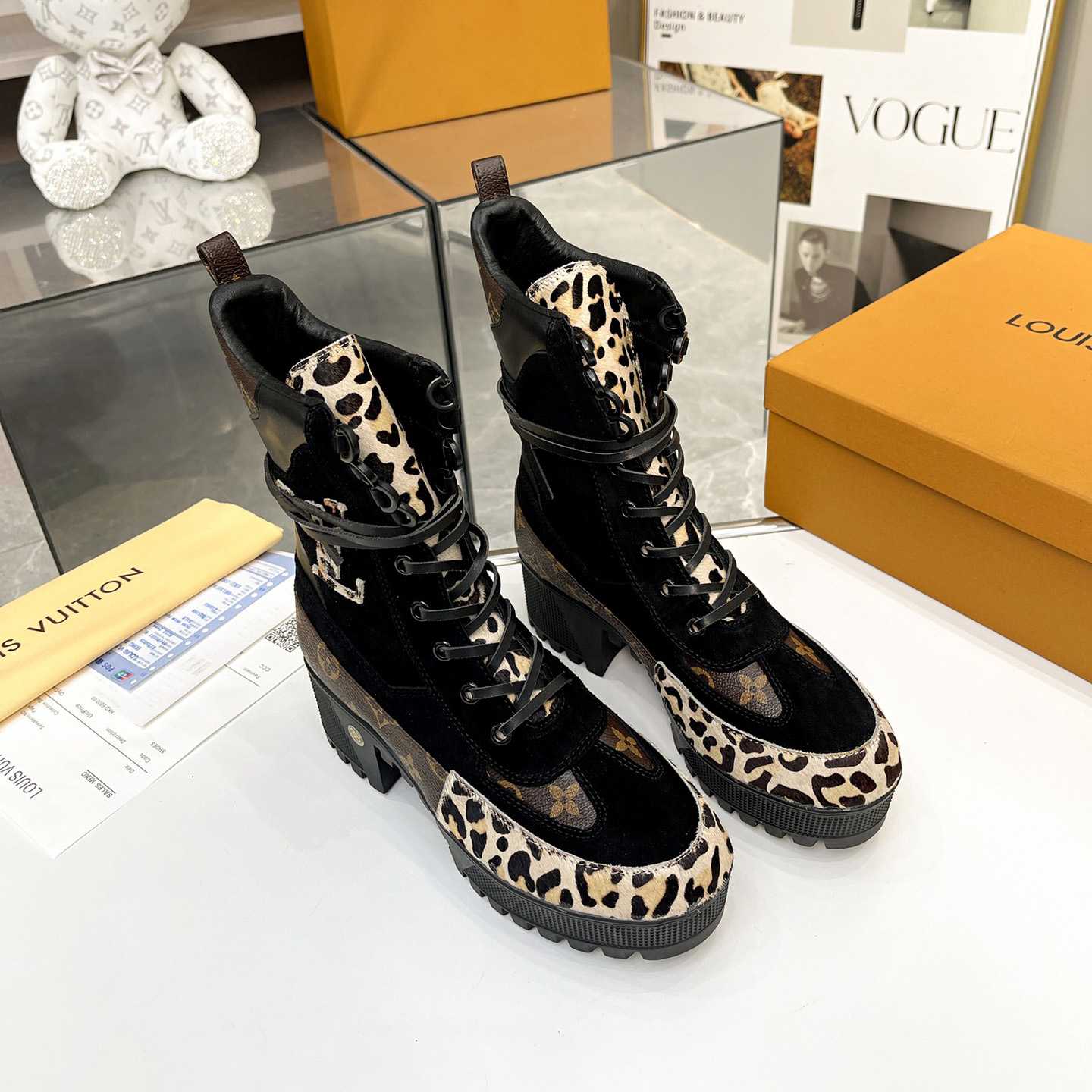 Louis Vuitton Laureate Platform Desert Boot - EUR FASHION