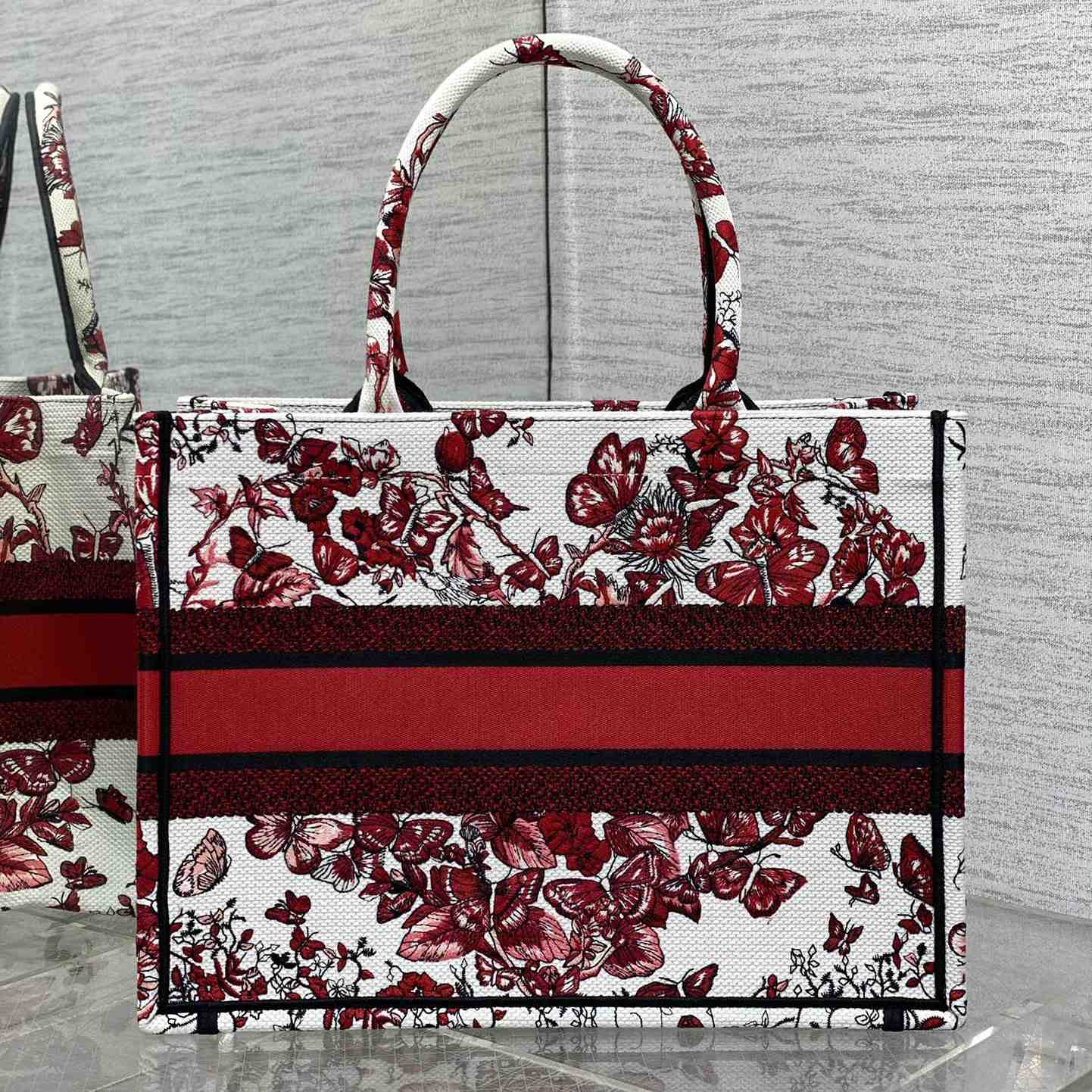 Dior Medium Dior Book Tote - EUR FASHION