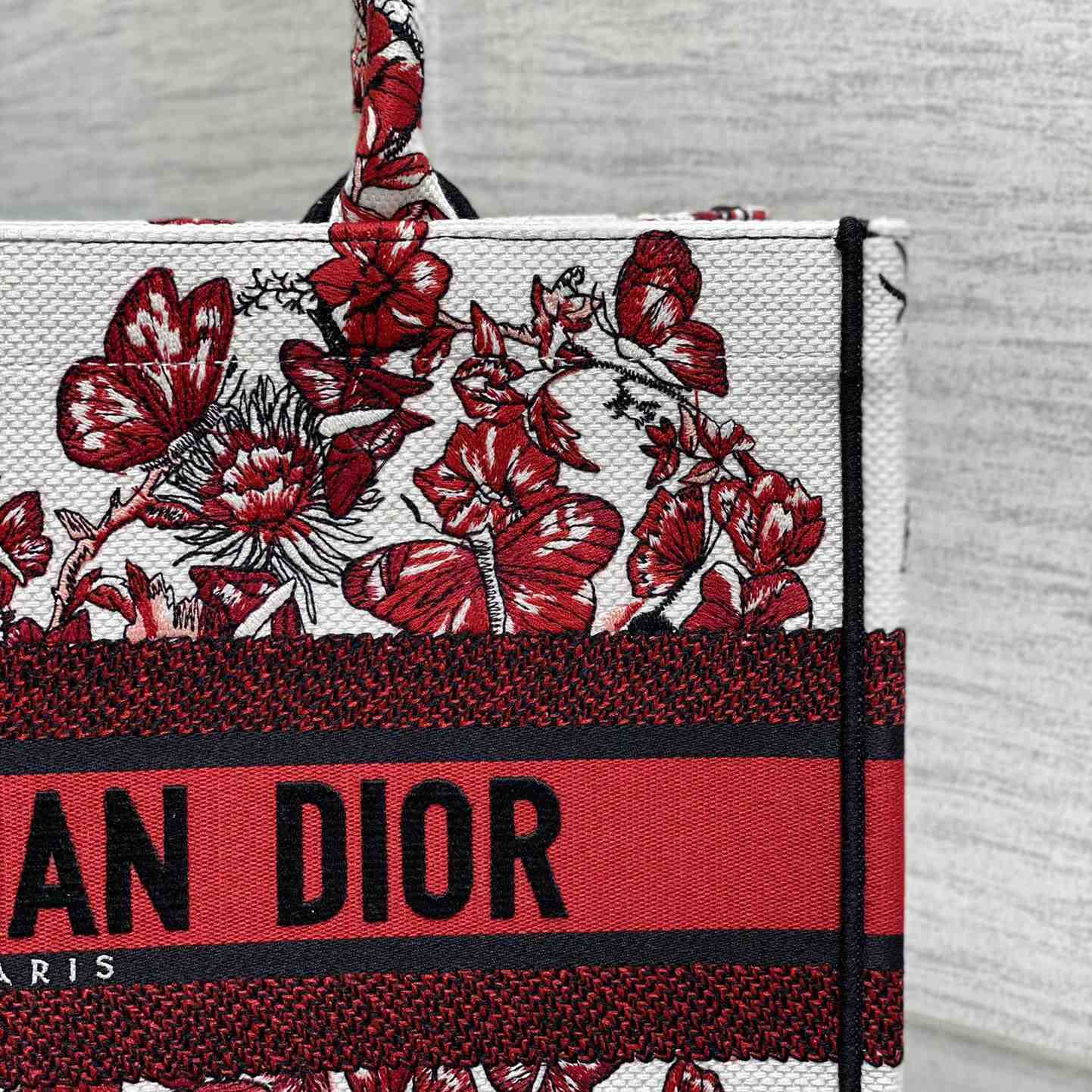 Dior Medium Dior Book Tote - EUR FASHION
