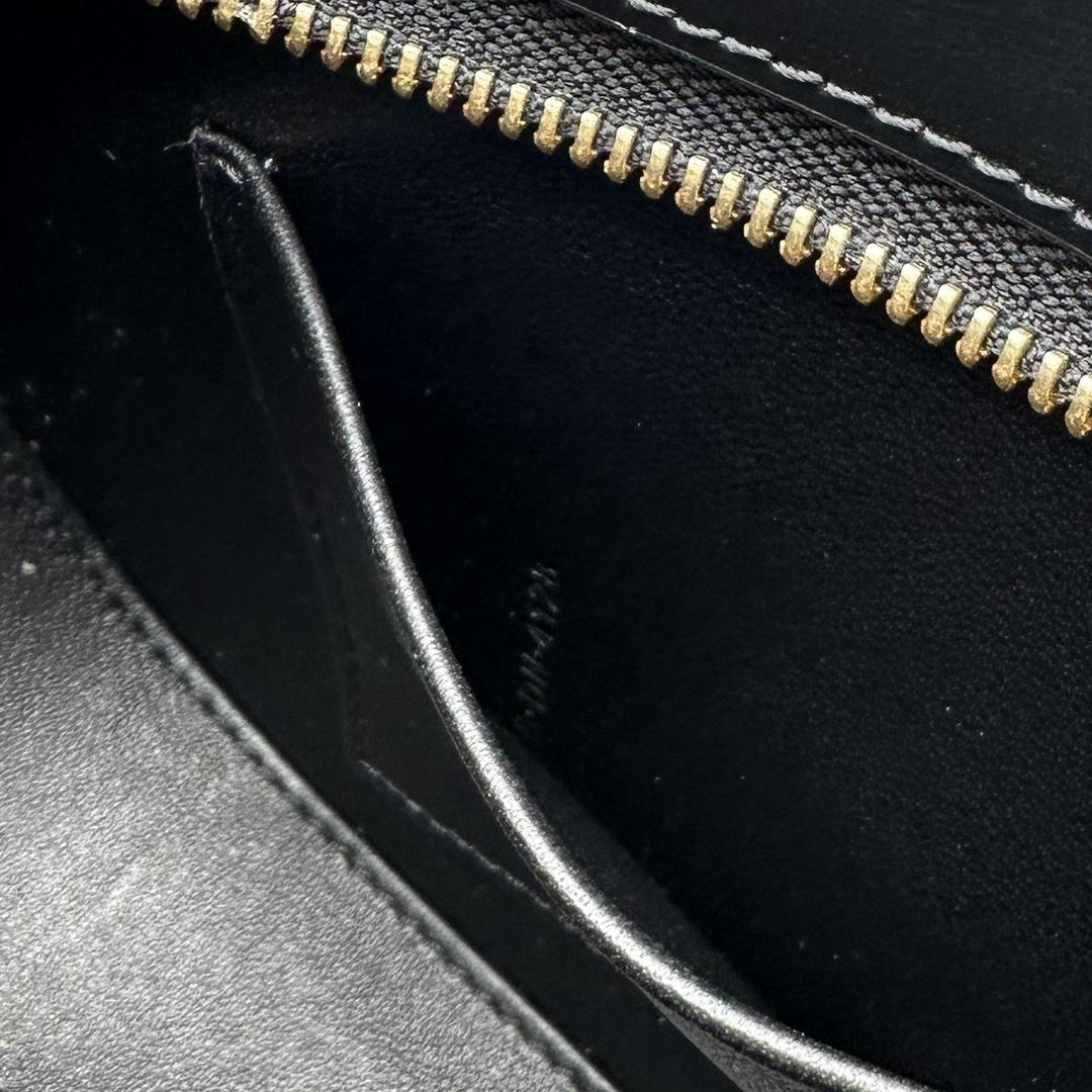 Celine Medium Tilly Bag In Shiny Calfskin - EUR FASHION