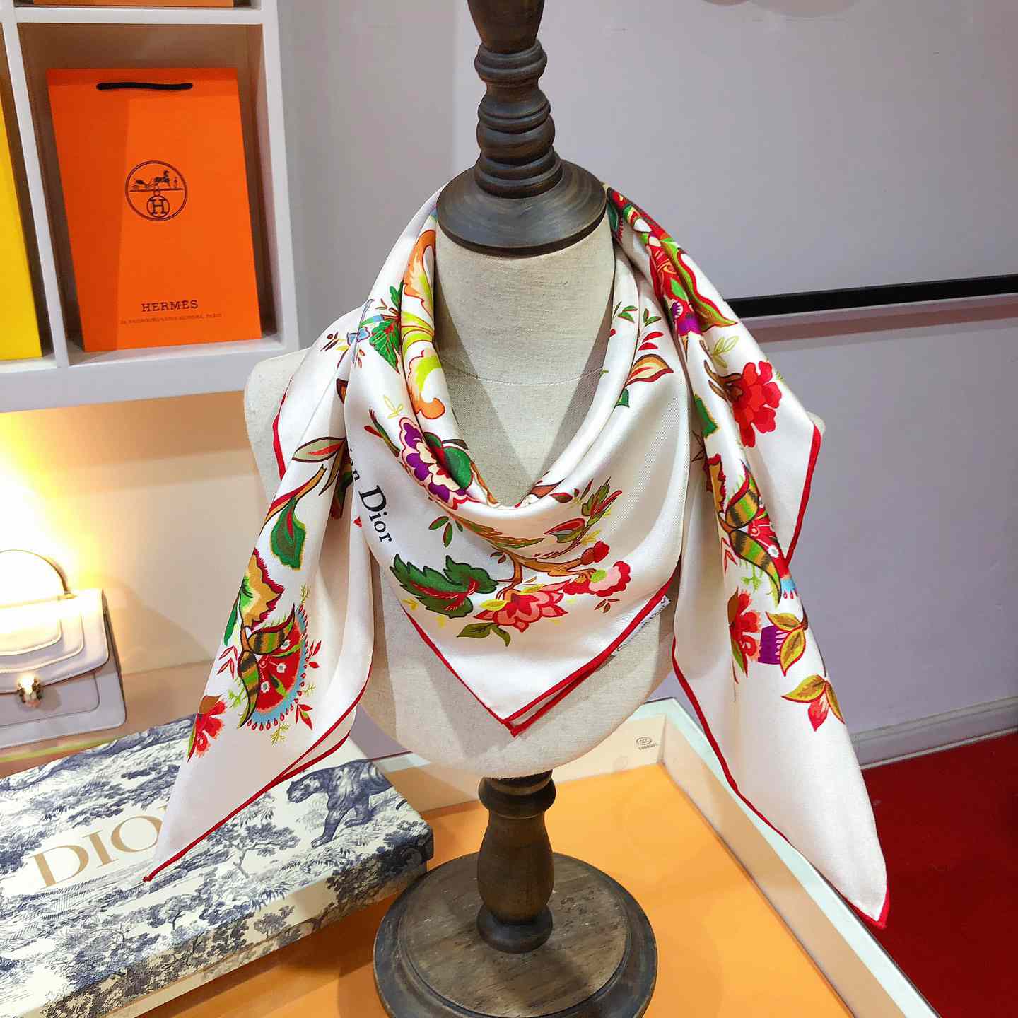 Dior Albero Della  Vita 90 Square Scarf  - EUR FASHION