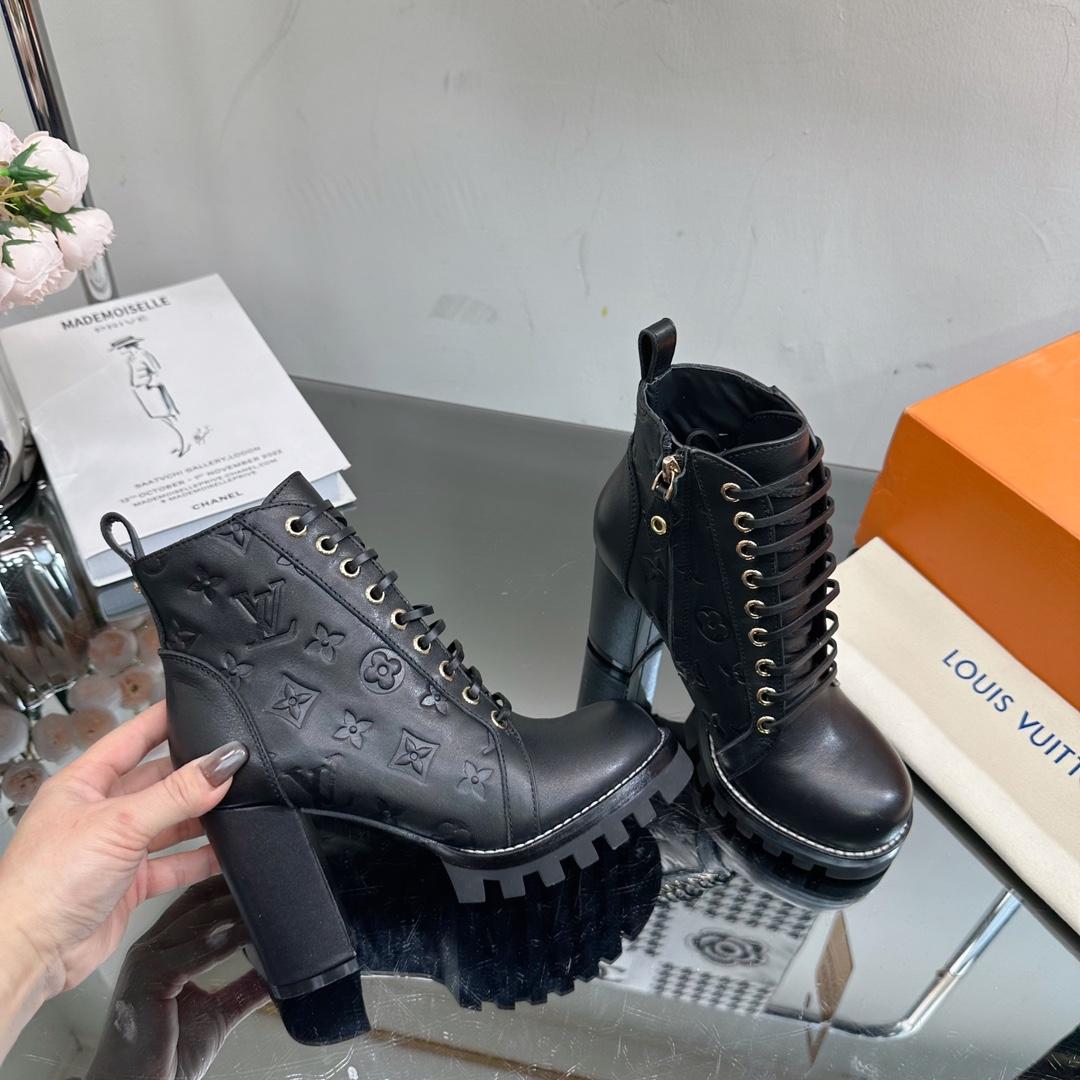 Louis Vuitton Star Trail Ankle Boot   1ACHOH - EUR FASHION