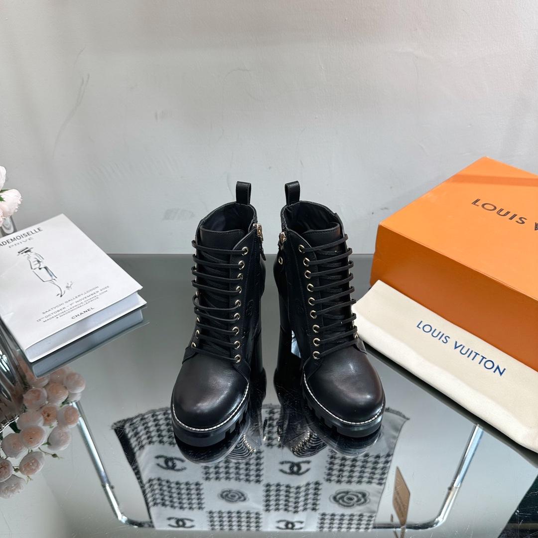 Louis Vuitton Star Trail Ankle Boot   1ACHOH - EUR FASHION