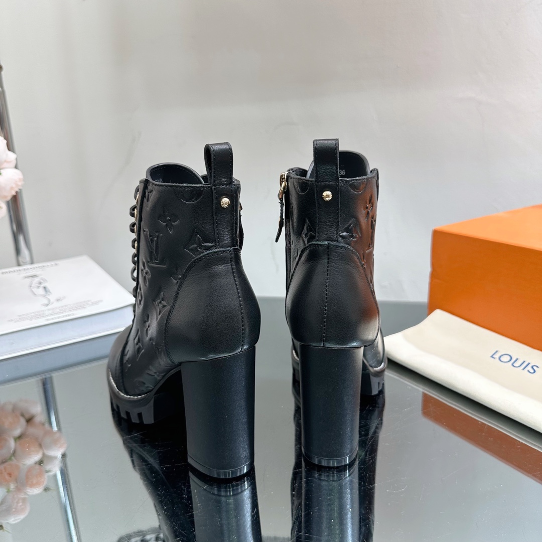 Louis Vuitton Star Trail Ankle Boot   1ACHOH - EUR FASHION