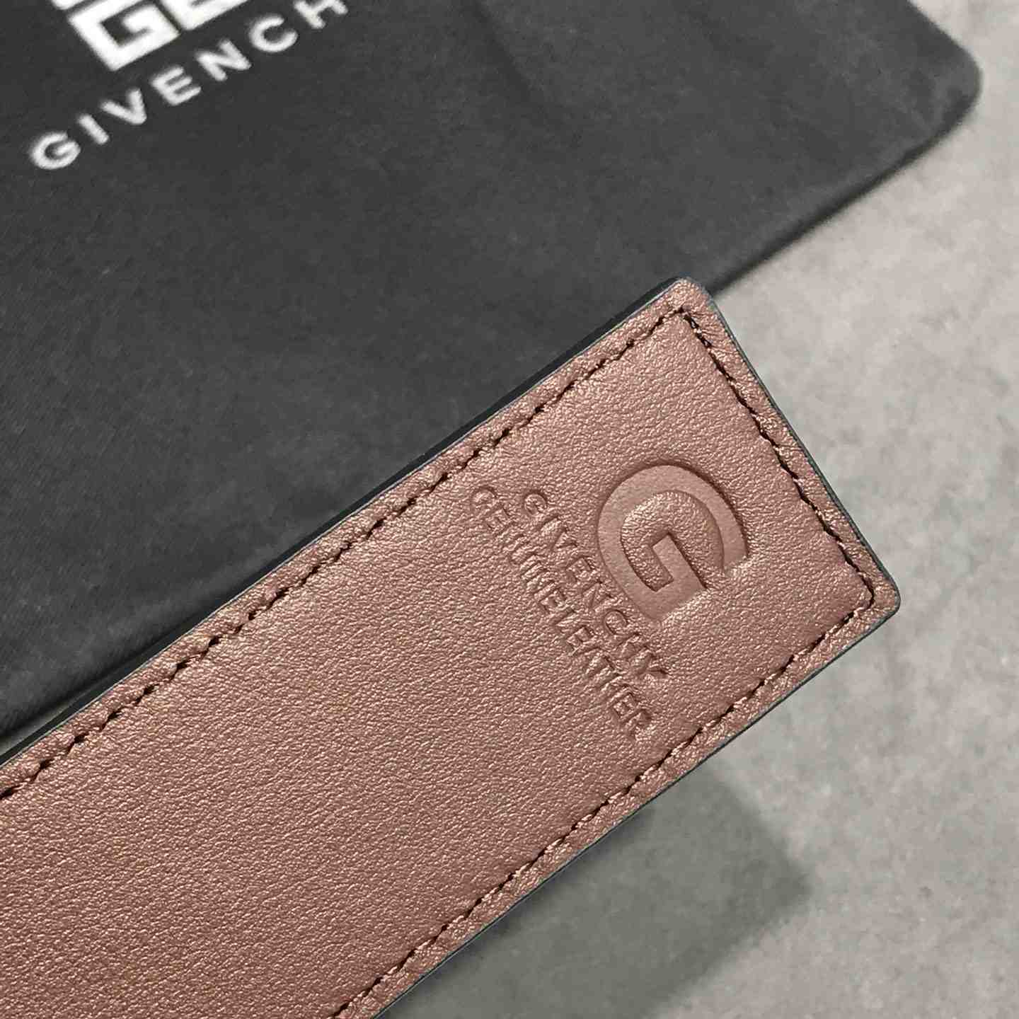 Givenchy 4G Reversible Belt In Leather  - EUR FASHION