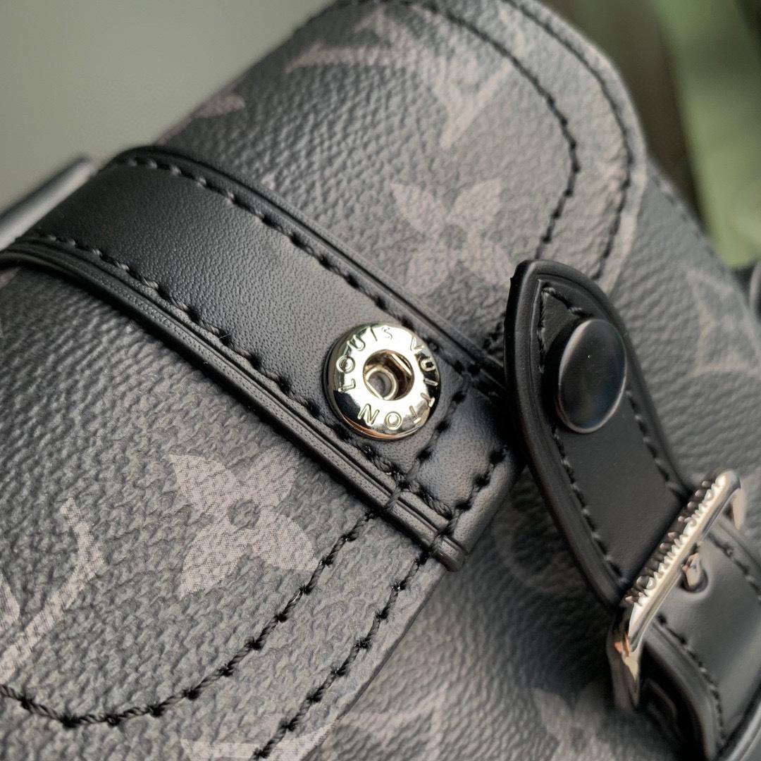 Louis Vuitton Nano Christopher     M82769 - EUR FASHION